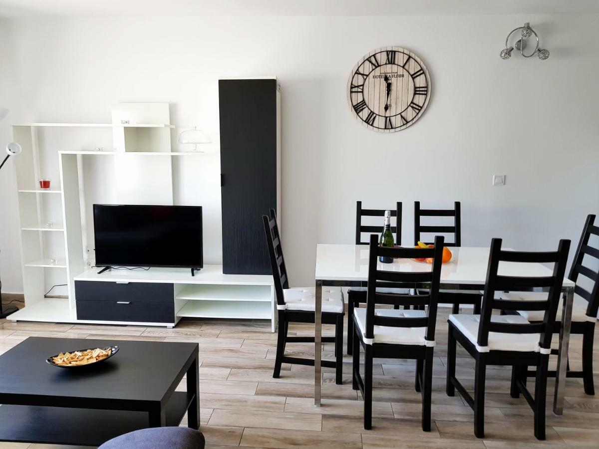Luxury 2 Bedroom Apt 50 M From Beach Mogán Exterior photo